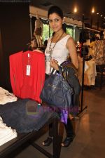 I am She contestants at Vero Moda store on 11th July 2011 (43).JPG
