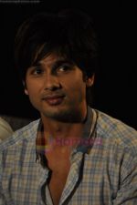 Shahid Kapoor unveil Mausam first look in PVR, Juhu, Mumbai on 11th July 2011 (6).JPG