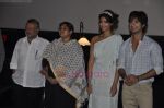 Shahid Kapoor, Pankaj Kapur, Supriya Pathak, Sonam Kapoor unveil Mausam first look in PVR, Juhu, Mumbai on 11th July 2011 (20).JPG