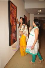 Neetu Chandra at Reka Rana_s art exhibition in Jehangir on 13th JUly 2011 (93).JPG