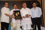 Gulzar, Vishal Bharadwaj, Suresh Wadkar launch Barse Barse album in Santacruz on 16th July 2011 (34).JPG