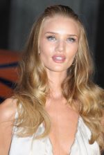 Rosie Huntington-Whiteley arrives at the Transformers Dark of the Moon press conference at Osaka Station City Cinema on 16th July 2011 (12).jpg