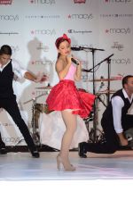 Ariana Grande performing at Macy_s Annual Summer Blowout Show in NYC on July 17, 2011 (1).jpg