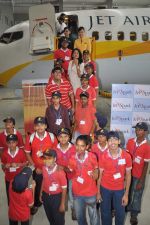 Sameera Reddy at Jet Airways_s educational trip for special children of NGO in Santacruz, Mumbai on 17th July 2011 (36).JPG