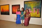 Bhagyashree at Jayashree Salecha and Tanumansa Bagrodia art exhibition in Jehangir Art Gallery on 19th July 2011 (71).JPG