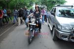 Katrina Kaif takes Hrithik Roshan for a Zindagi Na Milegi Dobara bike ride at Filmcity on 22nd July 2011 (85).JPG