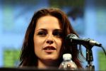 Kristen Stewart poses to promote Breaking Dawn from the Twilight Saga at  the 2011 Comic-Con International Day 1 at the San Diego Convention Center on July 21, 2011 (15).jpg