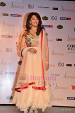 Madhuri Dixit on day 1 of Synergy 1 of Delhi Couture Week 2011 in Delhi on 22nd July 2011 (70).JPG