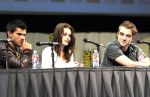 Taylor Lautner, Kristen Stewart, Robert Pattinson poses to promote Breaking Dawn from the Twilight Saga at  the 2011 Comic-Con International Day 1 at the San Diego Convention Center on July 21, 2011 (1).jpg