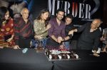 Emraan Hashmi, Jacqueline Fernandez, Mahesh Bhatt, Mohit Suri, Mukesh Bhatt at Murder 2 success bash in Enigma, Mumbai on 23rd July 2011 (40).JPG