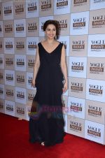 Madhuri Dixit at Vogue Beauty Awards in Taj Land_s End on 28th July 2011 (93).JPG