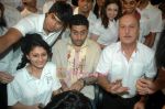 Abhishek Bachchan teaches at Anupam Kher_s Action Prepares in Santacruz, Mumbai on 2nd Aug 2011 (51).JPG