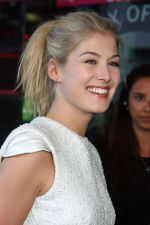 Rosamund Pike attends the UK Premiere of the movie The Devils Double in Vue West End, Leicester Square, London, UK on 1st August 2011 (5).jpg
