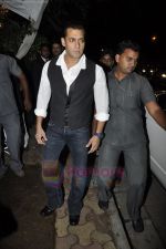 Salman Khan at Arbaaz Khan Bday Bash in Olive, Bandra, Mumbai on 3rd Aug 2011 (5).JPG