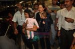 Sanjay Dutt snapped with Manyata & Kids in Airport, Mumbai on 3rd Aug 2011 (12).JPG