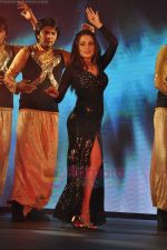 Riya Sen at Gitanjali Bollywood Ticket nite in The Leela, Mumbai on 5th Aug 2011 (173).JPG
