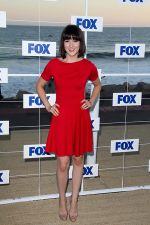 Shannon Woodward attends the 2011 Fox All-Star Party in Gladstone_s Malibu, CA, USA on 5th August 2011 (15).jpg