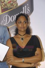 Suneeta Rao at Mcdoweel_s Karaoke championships in Zinc on 8th Aug 2011 (11).JPG