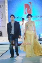 at Glam fashion show by All India Gems and Jewellery Trade Federation in Grand Hyatt, Mumbai on 8th Aug 2011 (92).JPG