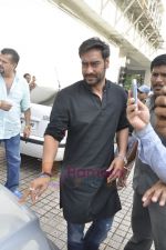 Ajay Devgan at the launch of Rascals first look in PVR, Juhu, Mumbai on 12th Aug 2011 (27).JPG