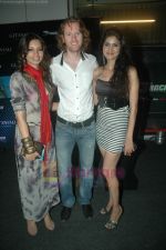 Shama Sikander, Alexx O Neil at Beach Cafe album Launch in Sahara Star, Mumbai on 13th Aug 2011 (48).JPG