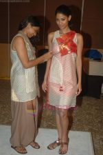 at Lakme fittings in Grand Hyatt, Mumbai on 14th Aug 2011 (36).JPG