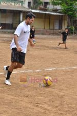 Dino Morea at Men_s Helath fridly soccer match with celeb dads and kids in Stanslauss School on 15th Aug 2011 (46).JPG