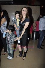 Suzanne Roshan with Kids at Spy Kids 4 premiere in PVR, Juhu on 17th Aug 2011 (43).JPG