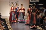 at Anita Dongre Show at Lakme Fashion Week 2011 Day 2 in Grand Hyatt, Mumbai on 18th Aug 2011 (137).JPG