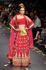 at Anita Dongre Show at Lakme Fashion Week 2011 Day 2 in Grand Hyatt, Mumbai on 18th Aug 2011 (165).JPG