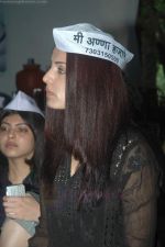Celina Jaitley support Anna Hazare in Azad Maidan on 21st Aug 2011 (41).JPG