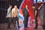 Salman Khan, Dharmendra at COLORS India_s Got Talent Season 3 in Filmcity, Goregaon on 22nd Aug 2011 (93).JPG