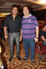 Navin Batra with Hemant Chadha at the launch of Mona Roy_s latest album Mumbai Chi Porgi Mona in Time N Again, Mumbai on 23rd Aug 2011.JPG