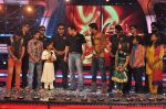 Salman Khan on the sets of Sa Re Ga Ma Lil Champs in Famous Studio on 23rd Aug 2011 (66).JPG