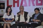 Naseruddin Shah, Dev Anand at Chargesheet first look launch in Novotel, Juhu, Mumbai on 24th Aug 2011 (24).JPG