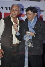 Naseruddin Shah, Dev Anand at Chargesheet first look launch in Novotel, Juhu, Mumbai on 24th Aug 2011 (43).JPG