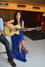 Shibani Kashyap at Ekta and Sanjay Gupta_s private dinner for Strings and other musicians in Juhu, Mumbai on 25th Aug 2011 (73).JPG