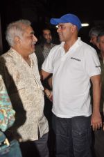 Atul Agnihotri at Bodyguard special screening in Ketnav, Mumbai on 27th Aug 2011 (24).JPG