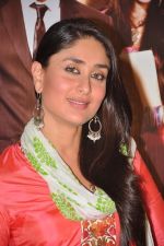 Kareena Kapoor on the sets of UTV Stars in Mehboob on 27th Aug 2011 (1).JPG