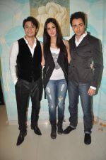 Katrina Kaif, Imran Khan, Ali Zafar on the sets of X Factor in Filmcity, Mumbai on 28th Aug 2011 (23).JPG