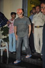 Aamir Khan at special screening of Bodyguard in Pixion, Bandra, Mumbai on 29th Aug 2011 (72).JPG