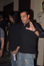 Salman Khan at special screening of Bodyguard in Pixion, Bandra, Mumbai on 29th Aug 2011 (48).JPG