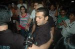 Salman Khan leaves to USA for his operation in International Airport, Mumbai on 29th Aug 2011 (9).JPG