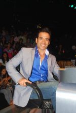 Tusshar Kapoor on the sets of India_s got talent in Filmcity on 29th Aug 2011 (45).JPG