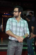 Emraan Hashmi at Dirty picture film first look in Bandra, Mumbai on 30th Aug 2011 (93).JPG