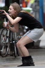 Saoirse Ronan on sets of Violet and Daisy (5).jpg