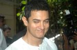 Aamir Khan celebrate eid at home on 31st Aug 2011 (14).JPG