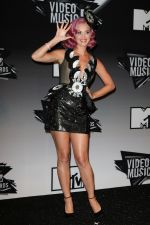 Katy Perry at the 2011 MTV Video Music Awards in LA on 28th August 2011 (21).jpg