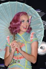 Katy Perry at the 2011 MTV Video Music Awards in LA on 28th August 2011 (7).jpg