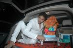 Shreyas Talpade brings ganpati home in Mumbai on 1st Sept 2011 (2).JPG